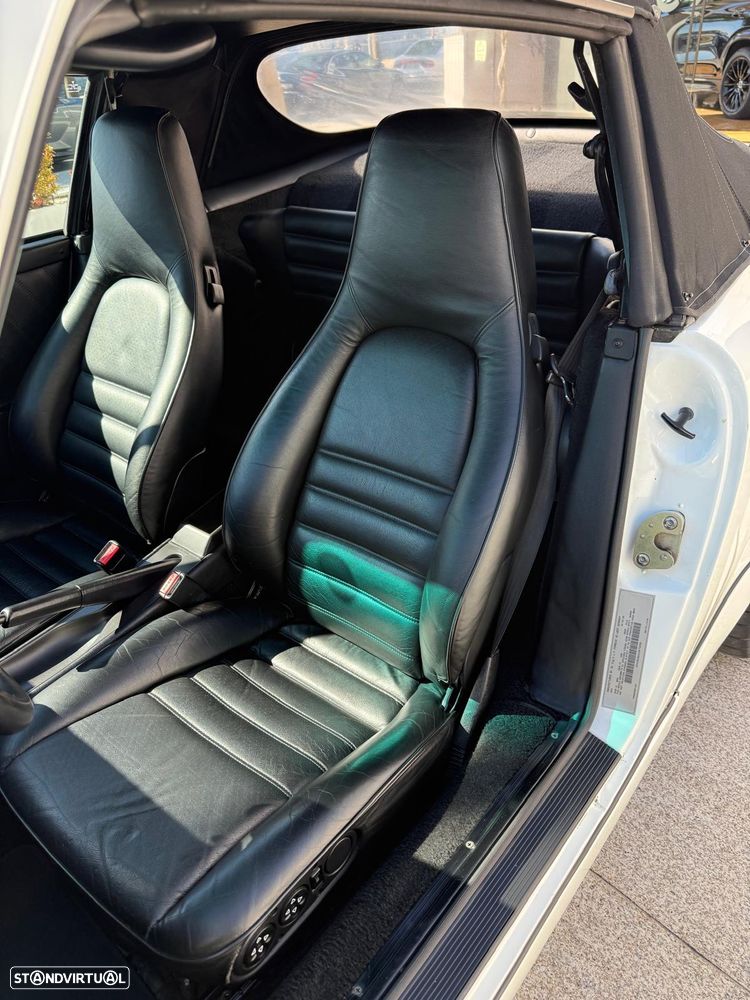Porsche 911 (964) Cabriolet 3.6 Carrera 2 - 10