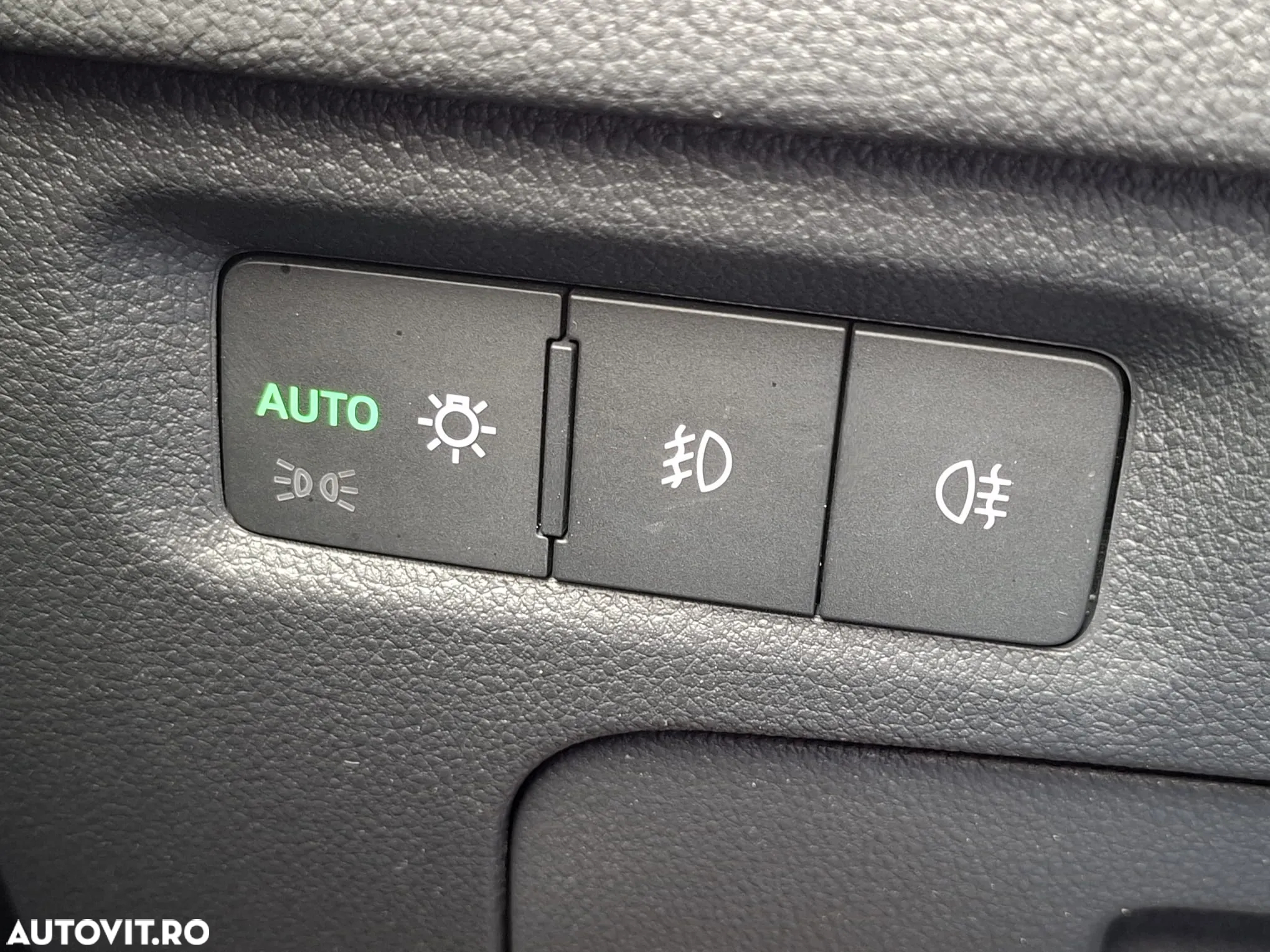 Skoda Octavia 1.0 TSI DSG Mild Hybrid Ambition - 37