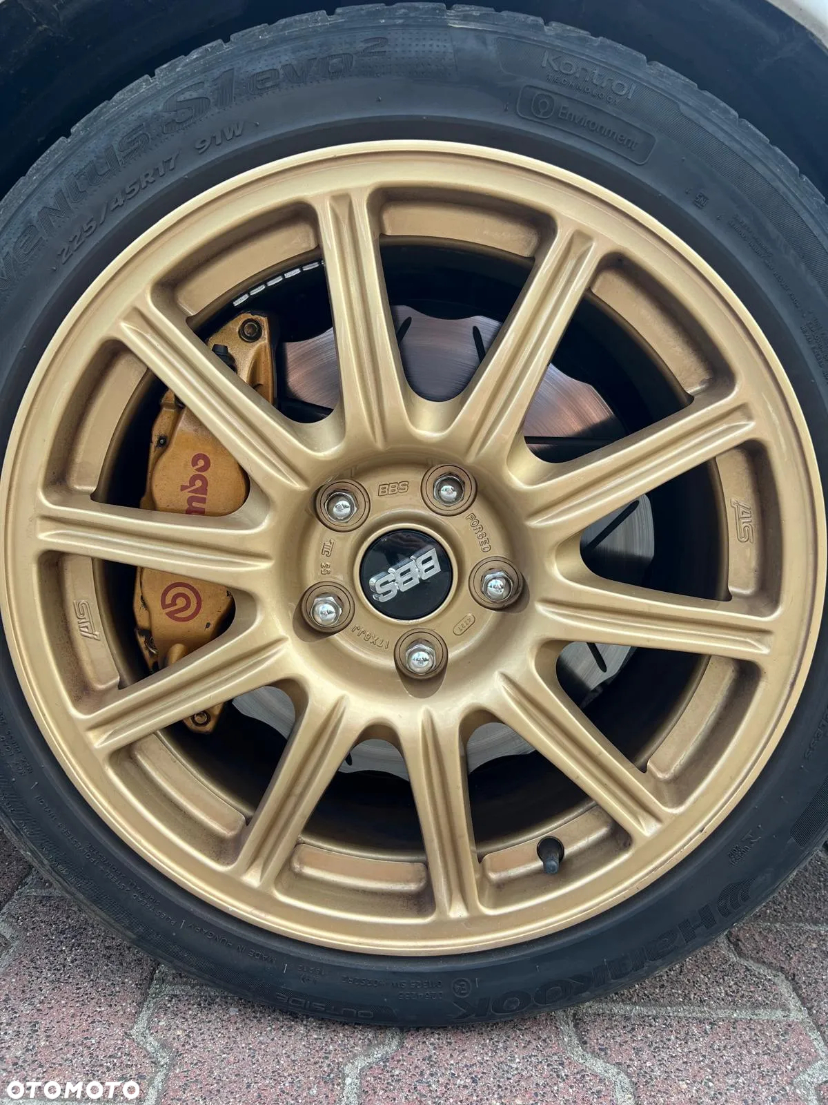 Subaru Impreza 2.5 STI - 10