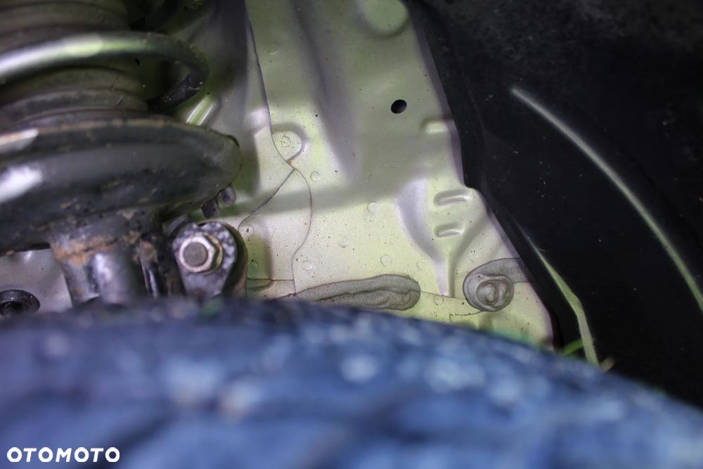 Toyota Yaris 1.0 VVT-i Comfort mit Design-Paket - 21