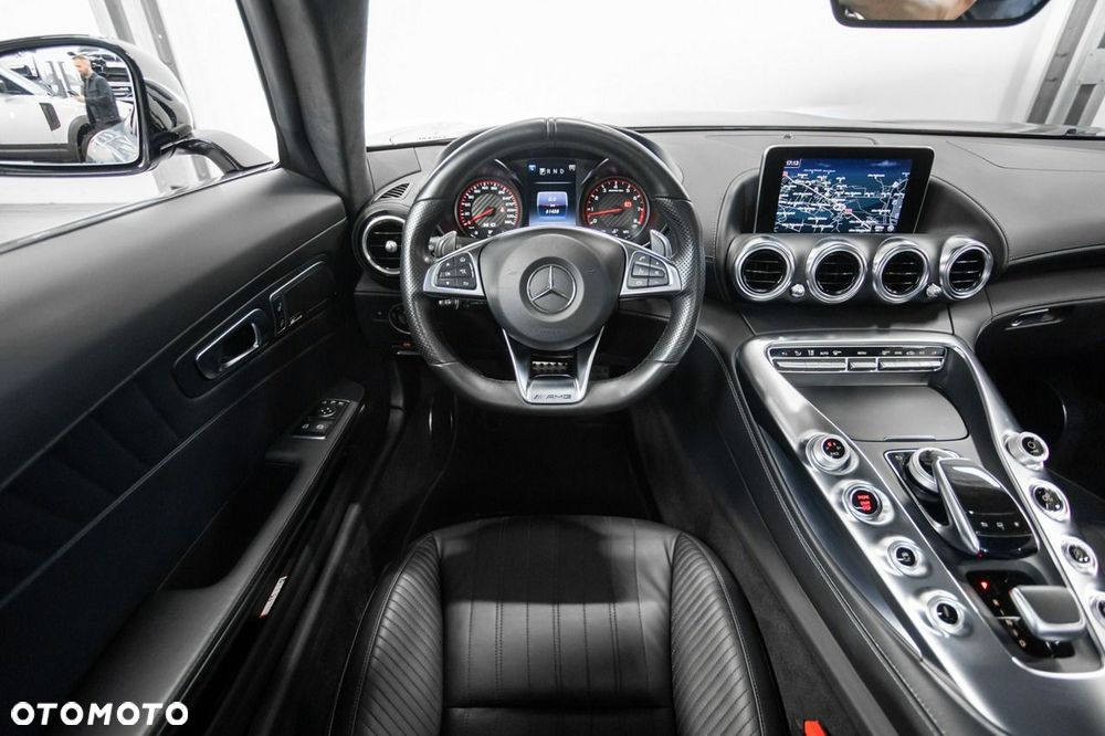 Mercedes-Benz AMG GT S Speedshift 7G-DCT - 26