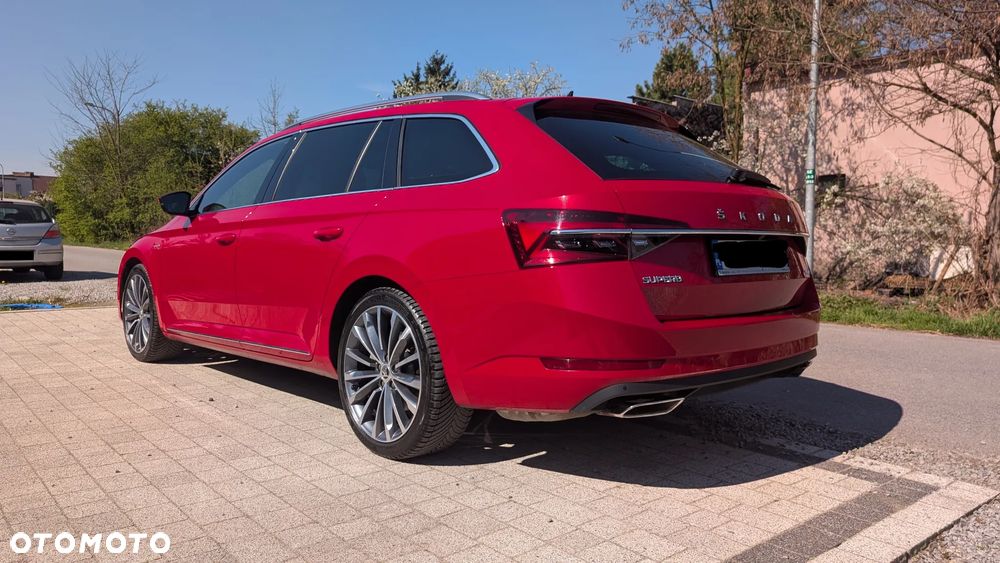 Skoda Superb 2.0 TSI 4x4 L&K DSG - 9