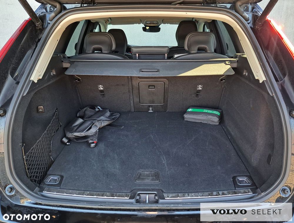 Volvo XC 60 - 30