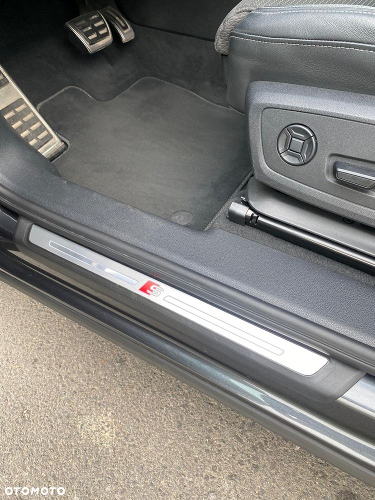 Audi Q3 35 TFSI mHEV S-Line S tronic - 13