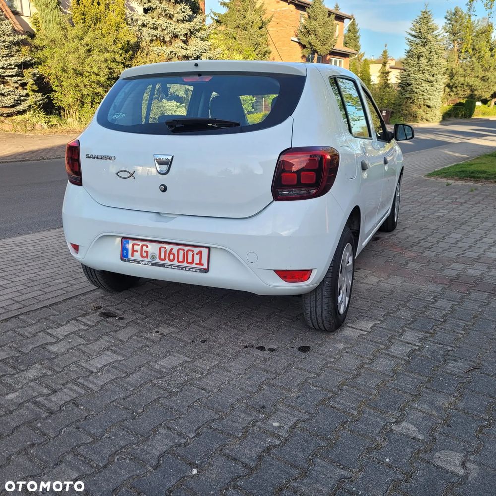 Dacia Sandero SCe 75 Essential - 14