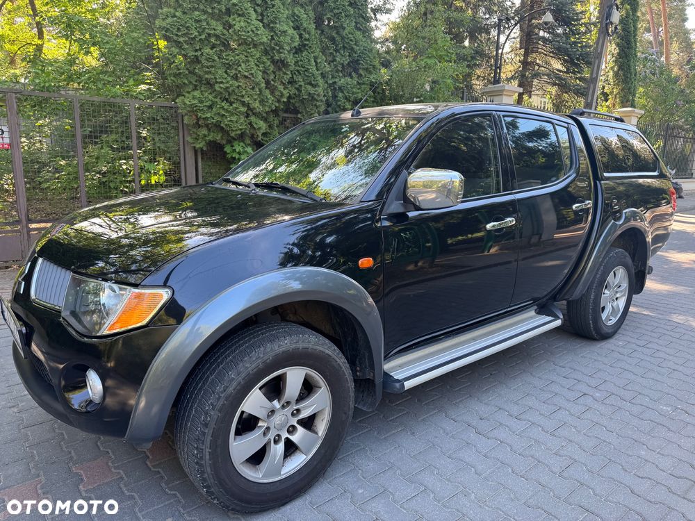 Mitsubishi L200 2.5 DID Intense + - 14