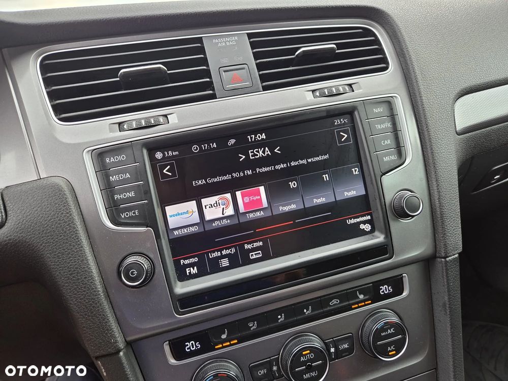 Volkswagen Golf 2.0 TDI BlueMotion Technology Lounge - 6
