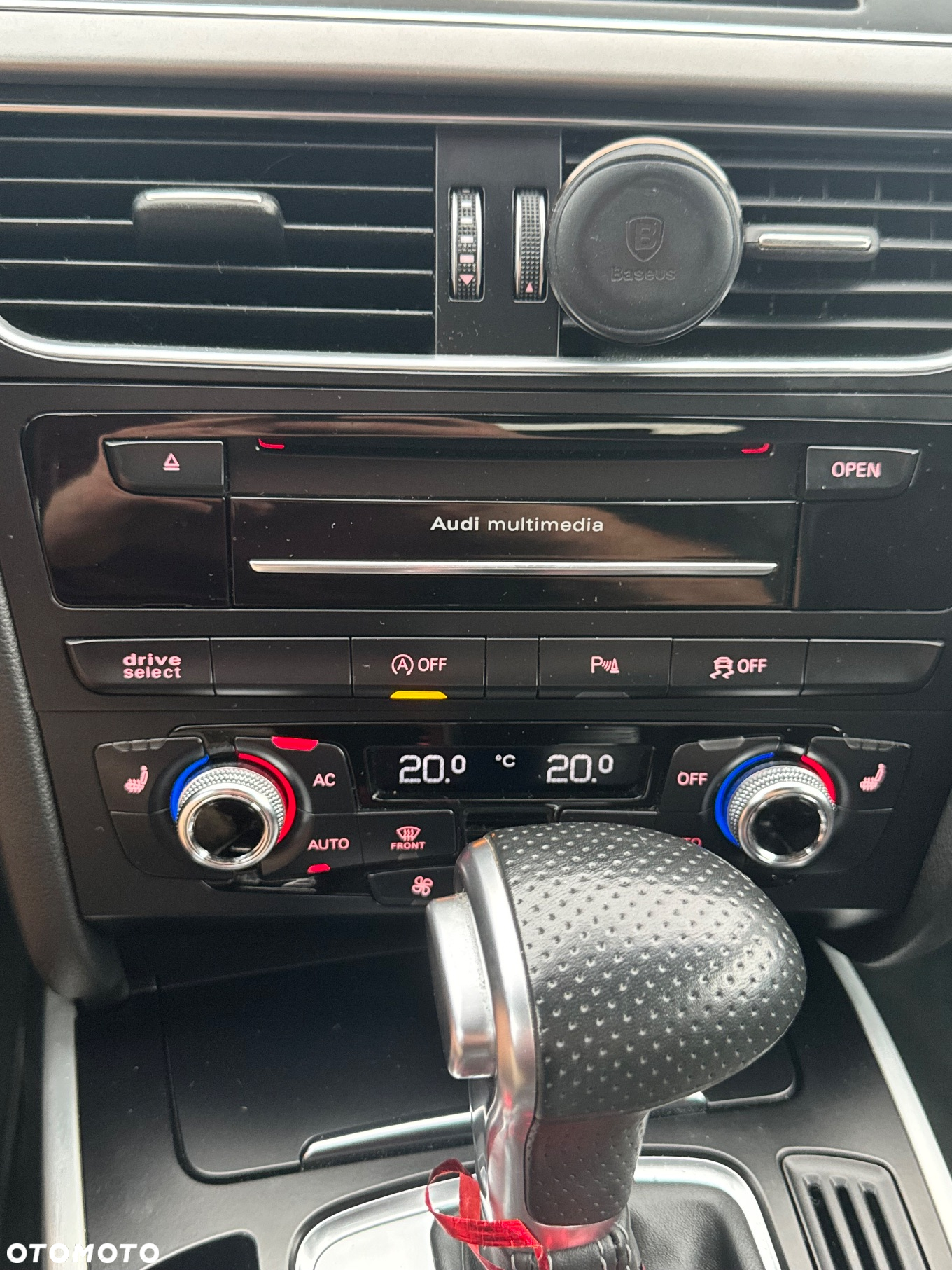 Audi A4 2.0 TDI Quattro Line S tronic - 26