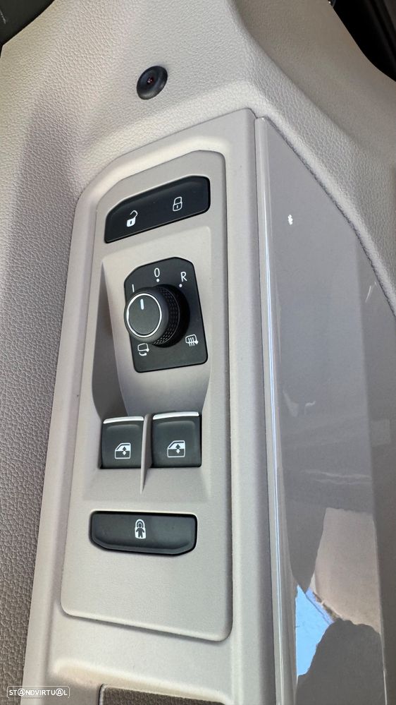 VW Multivan 1.4 TSI e-Hybrid Style Longa DSG - 33