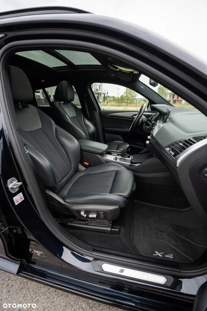 BMW X4 - 33