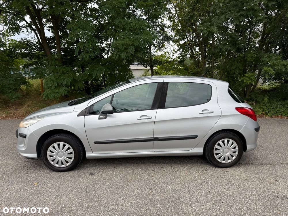 Peugeot 308 2008 photo 2