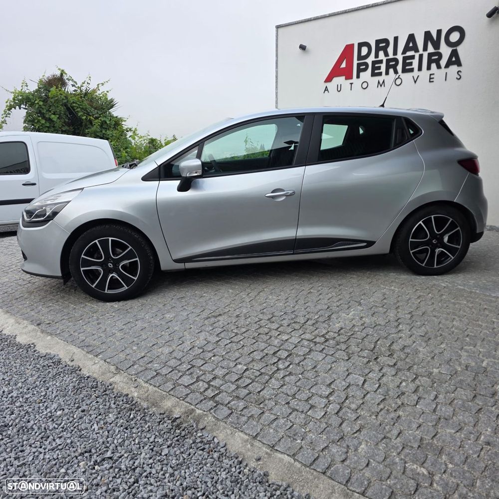 Renault Clio 0.9 TCE Dynamique S - 12