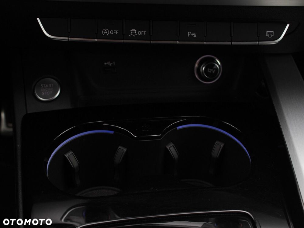 Audi A4 Limousine - 35