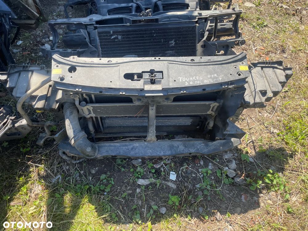 PAS PRZEDNI CHŁODNICE WENTYLATORY VW VOLKSWAGEN TOUAREG 7L 3.0 TDI AUTOMAT - 1