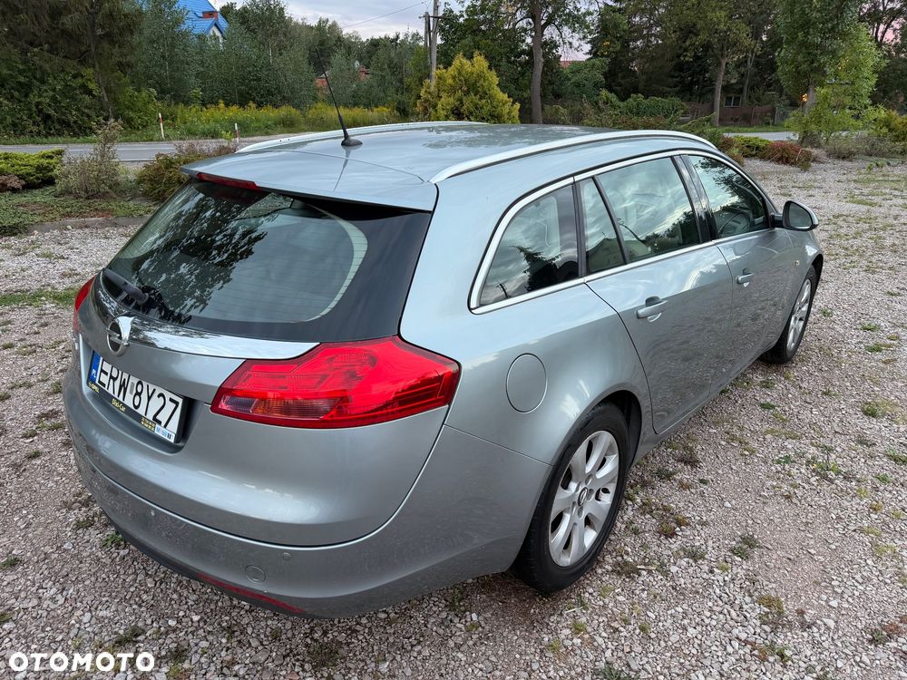 Opel Insignia 1.8 - 4