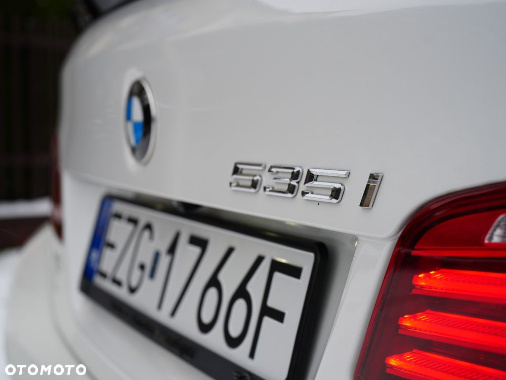 BMW Seria 5 535i - 11