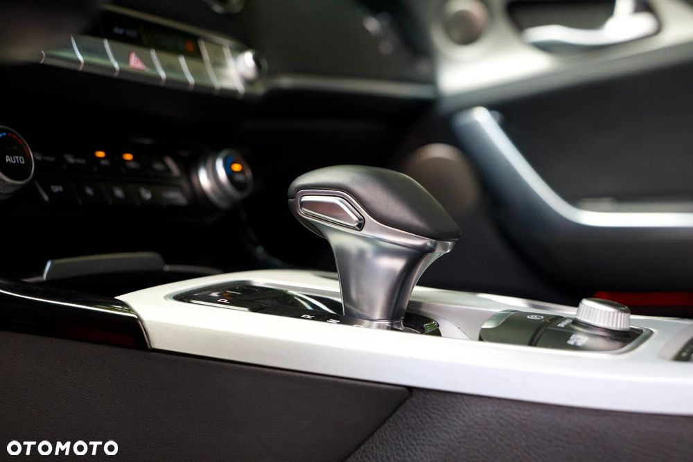 Kia Stinger 3.3 T-GDI AWD OPF GT - 20