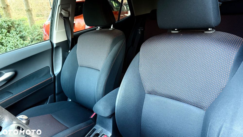 Toyota Auris 1.6 Executive - 28