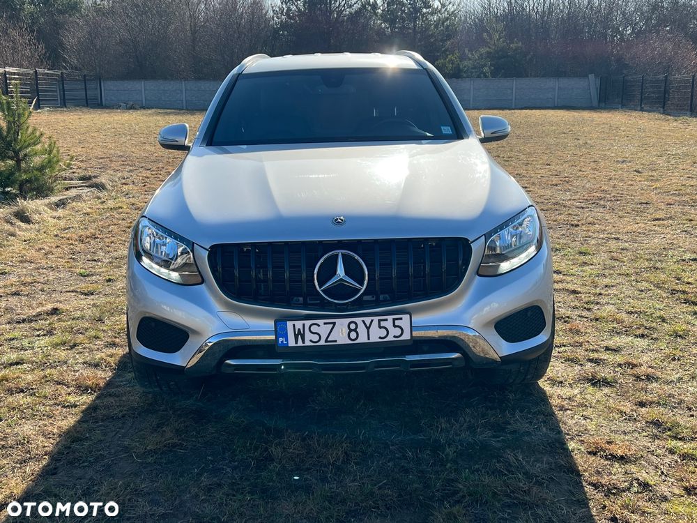 Mercedes-Benz GLC 300 4Matic 9G-TRONIC - 2