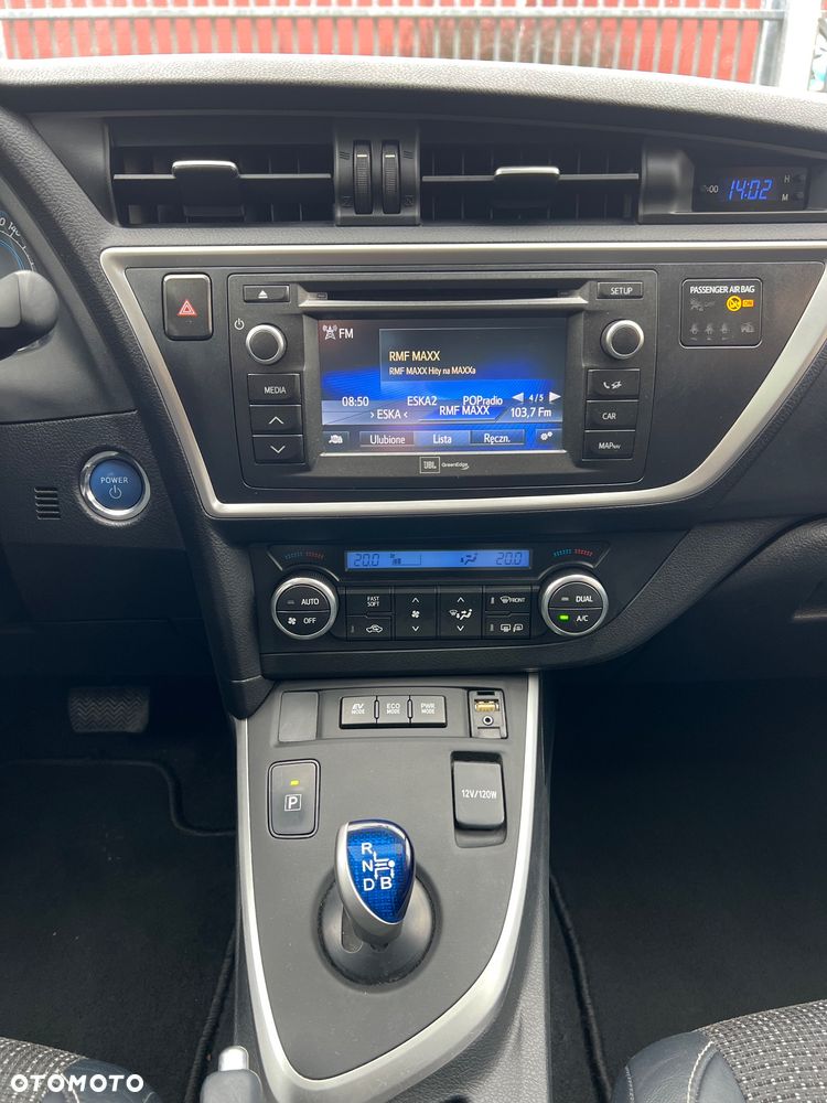 Toyota Auris 1.8 HSD Luna - 28