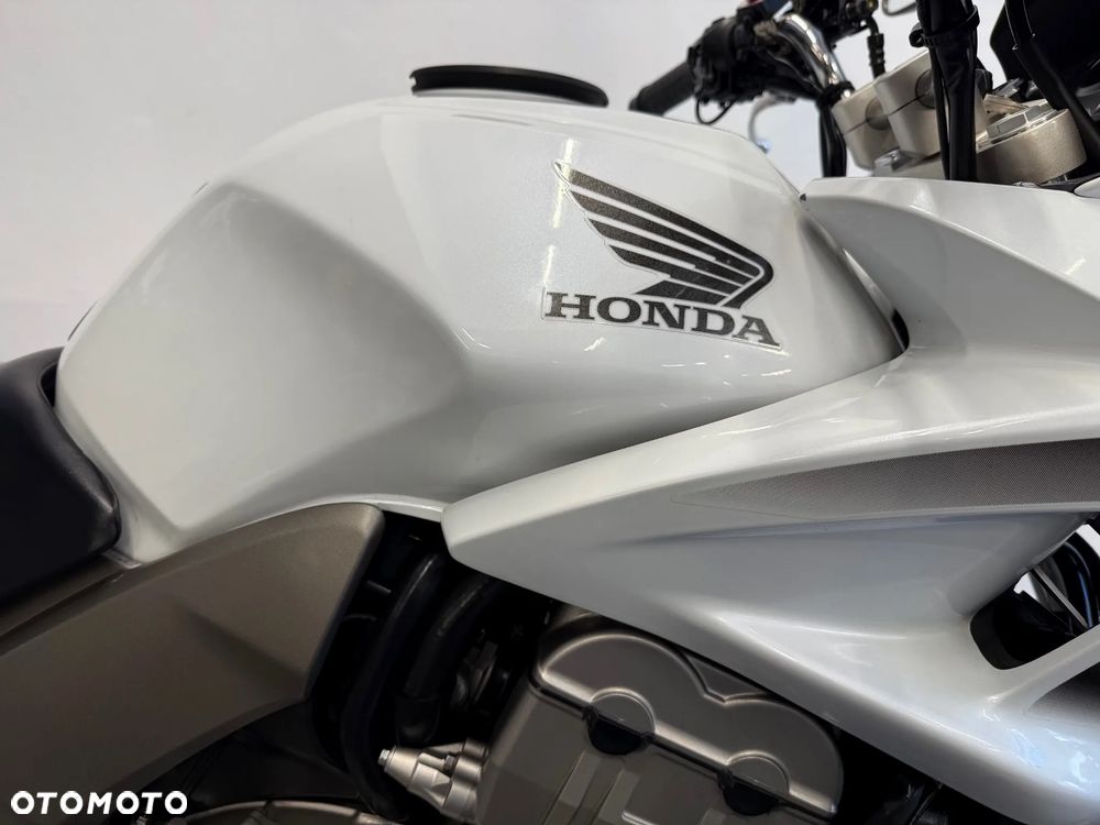 Honda CBF - 28