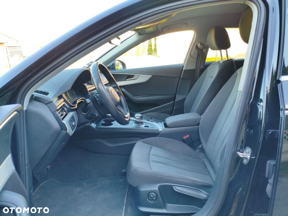 Audi A4 Limousine 35 TDI S tronic design - 13