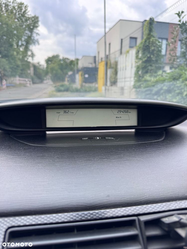 Citroën C4 1.6 HDi Impress - 5