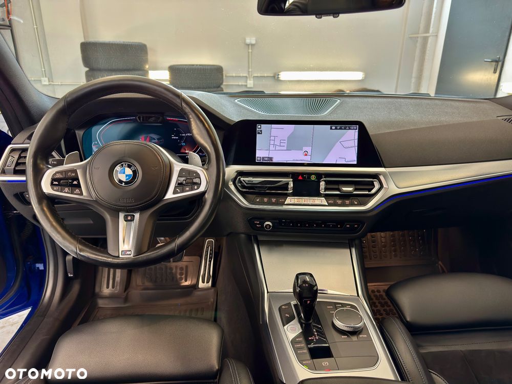 BMW Seria 3 320d xDrive M Sport Shadow sport - 11