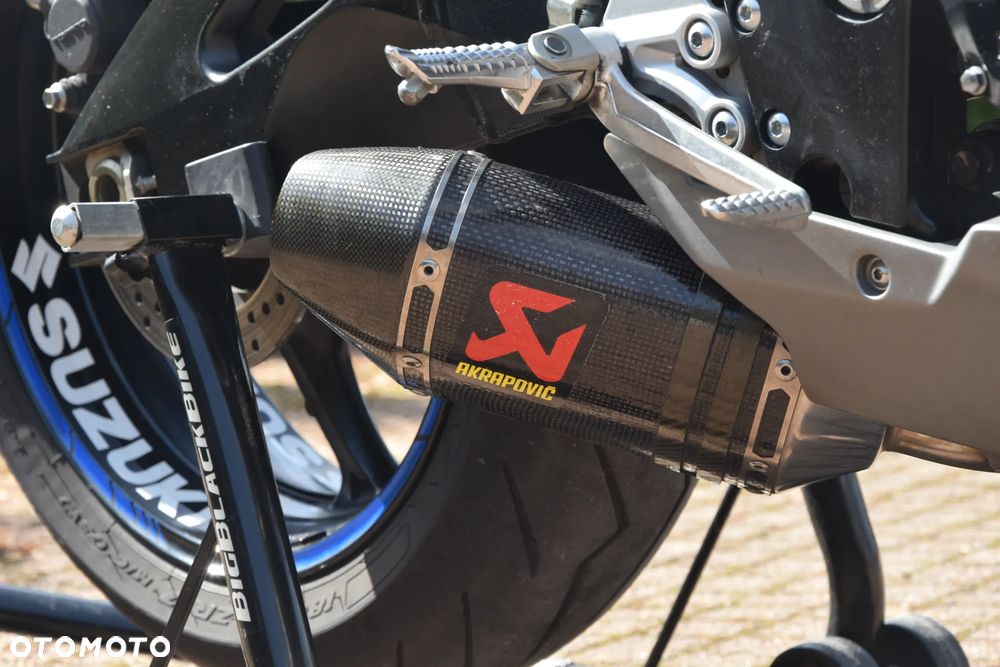 Suzuki GSX-R - 12