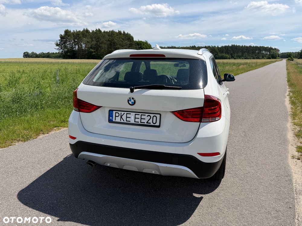 BMW X1 sDrive18d xLine - 12