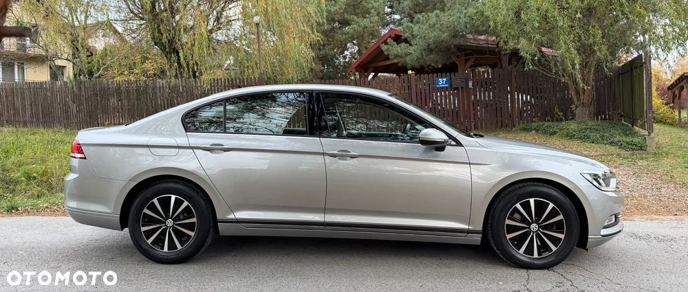 Volkswagen Passat 1.6 TDI BMT Comfortline - 6