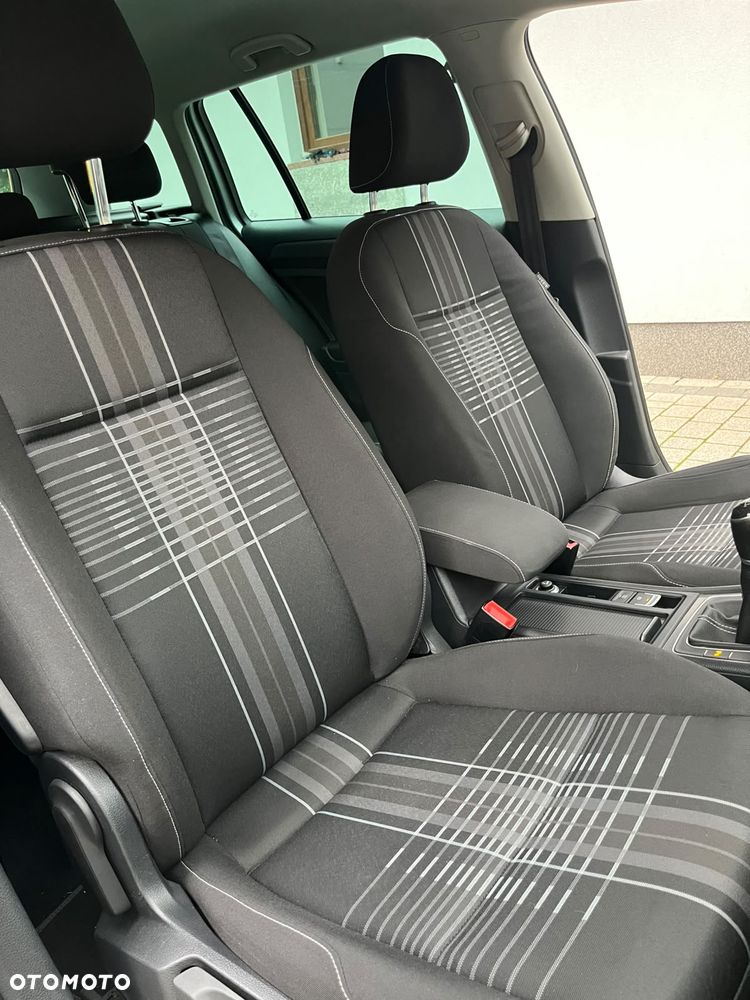 Volkswagen Golf 1.6 TDI BlueMotion Technology Lounge - 19