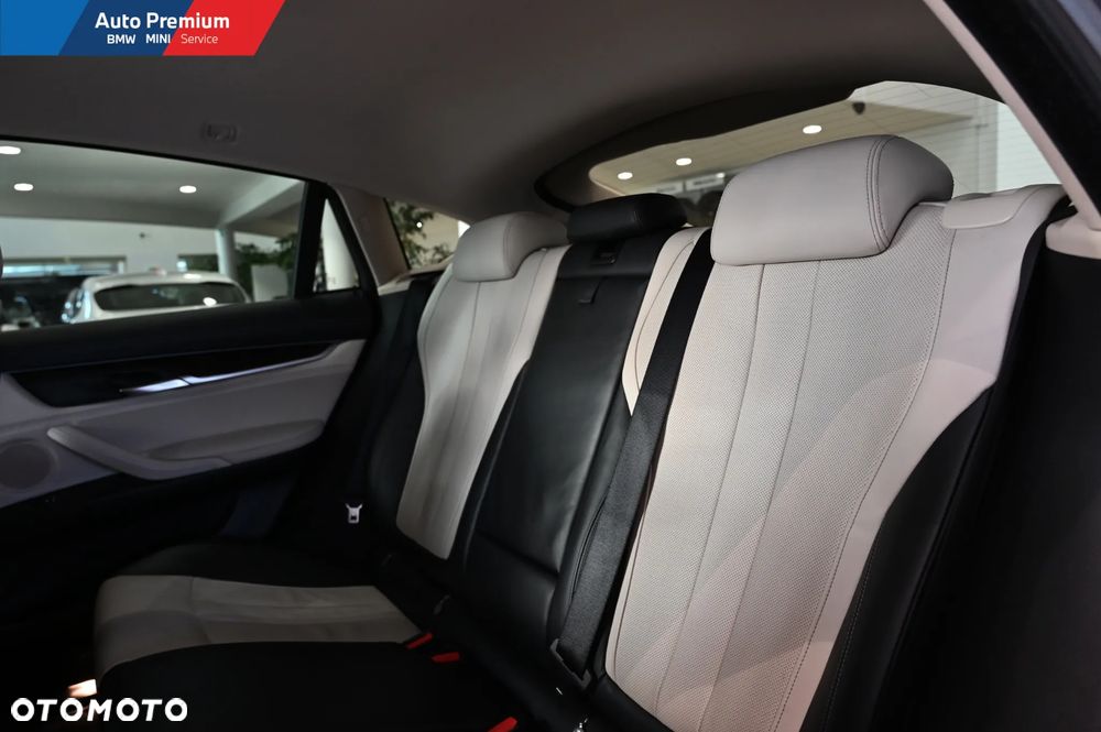 BMW X6 xDrive30d - 15