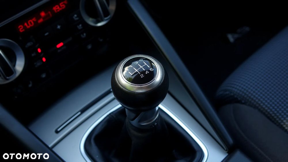 Audi A3 3-drzwiowe 1.4 TFSI Ambiente - 18