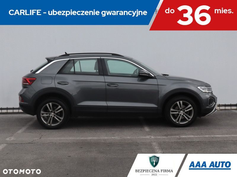Volkswagen T-Roc - 8