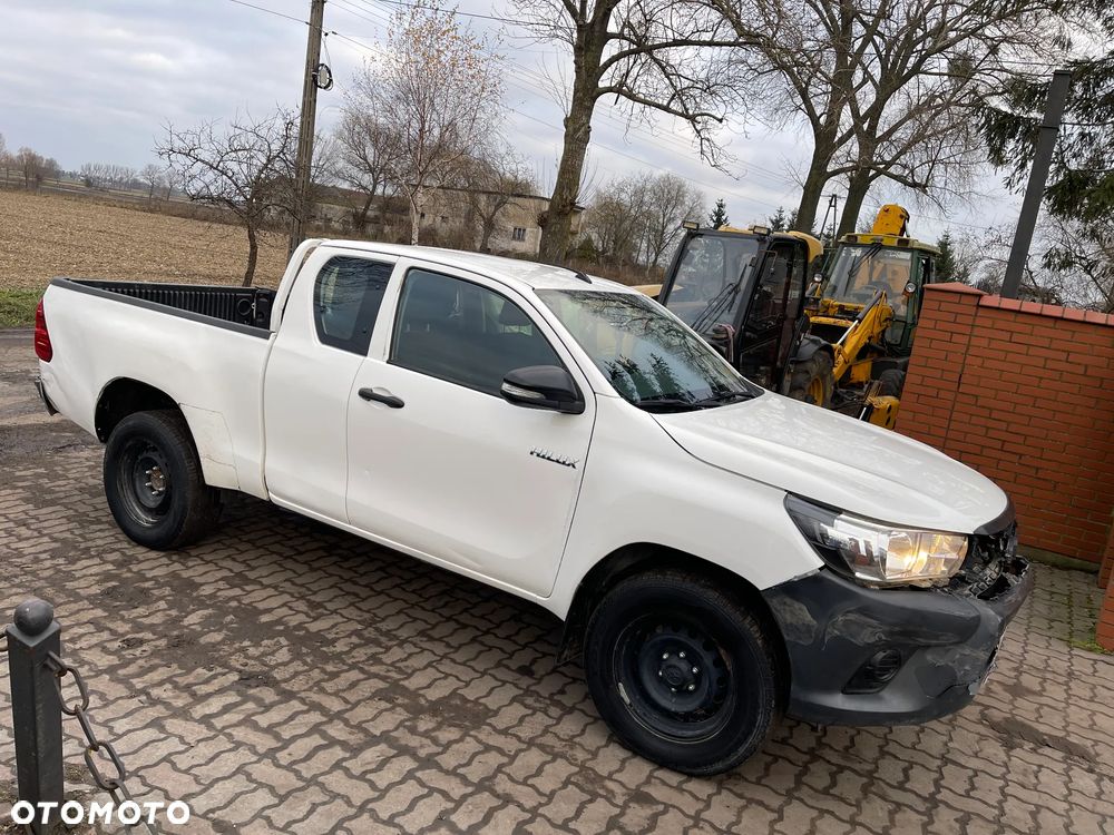 Toyota Hilux 4x4 Double Cab S&S Executive - 34