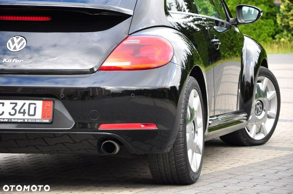 Volkswagen New Beetle - 17