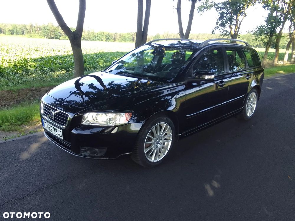 Volvo V50 D5 DPF Summum - 1