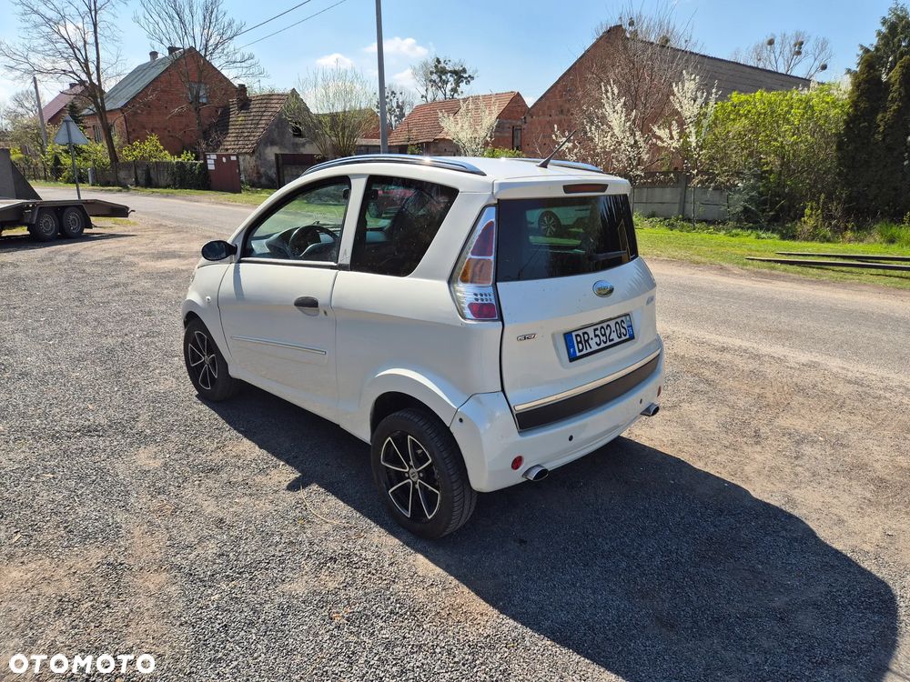 Microcar M.GO - 11