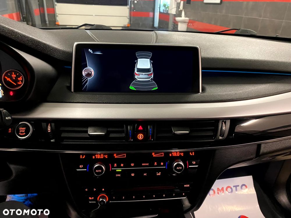 BMW X5 xDrive30d - 19