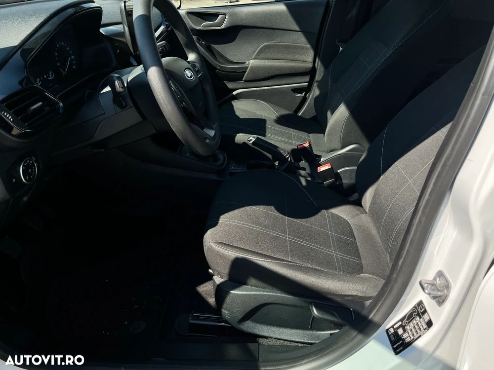 Ford Fiesta - 11