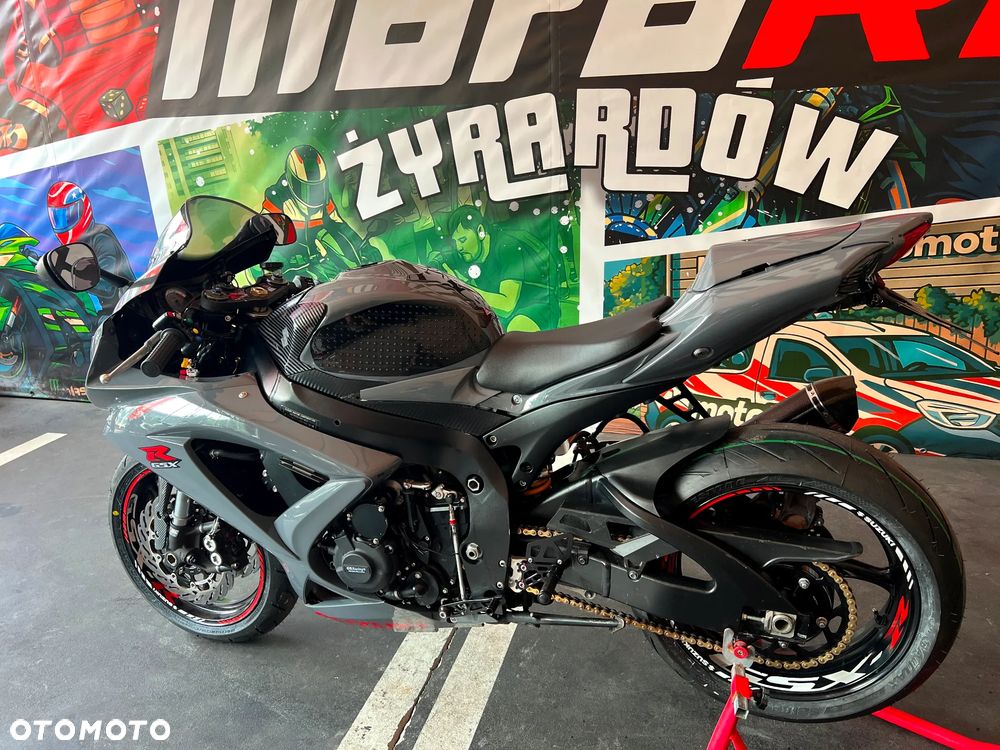 Suzuki GSX-R - 21