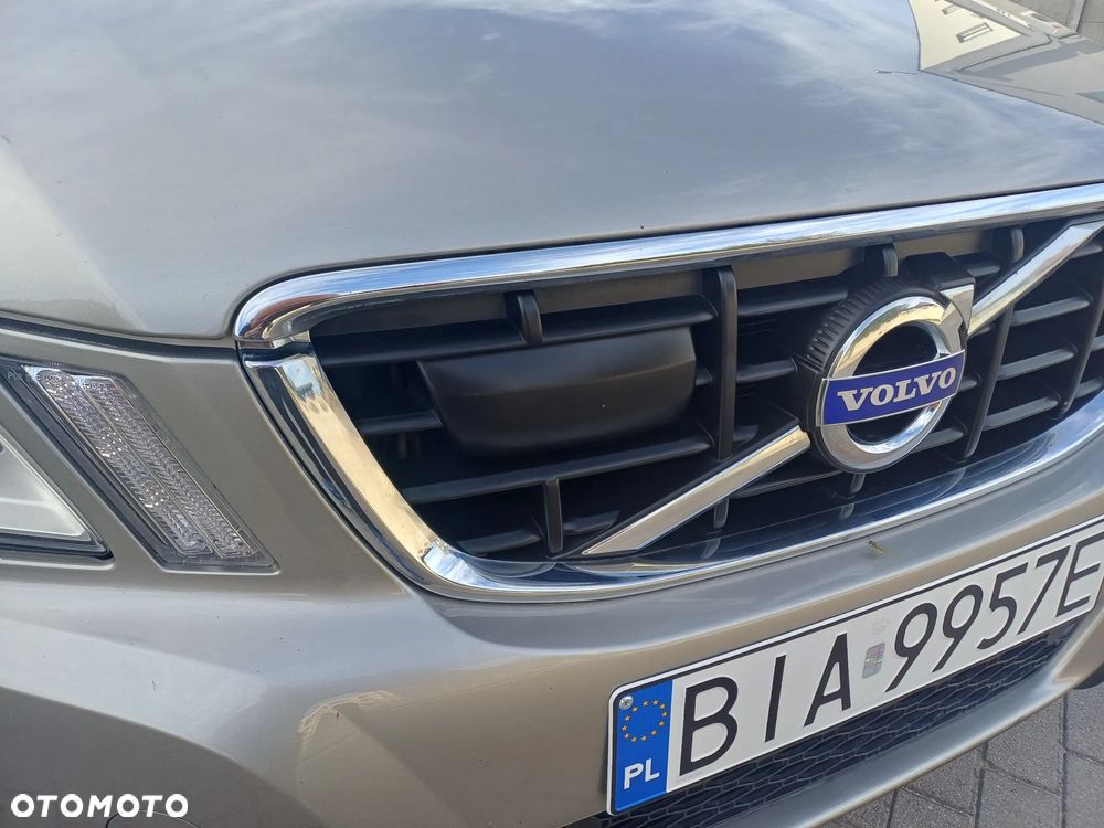 Volvo XC 60 2.4D AWD Momentum - 29