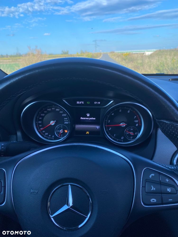 Mercedes-Benz CLA 180 - 23