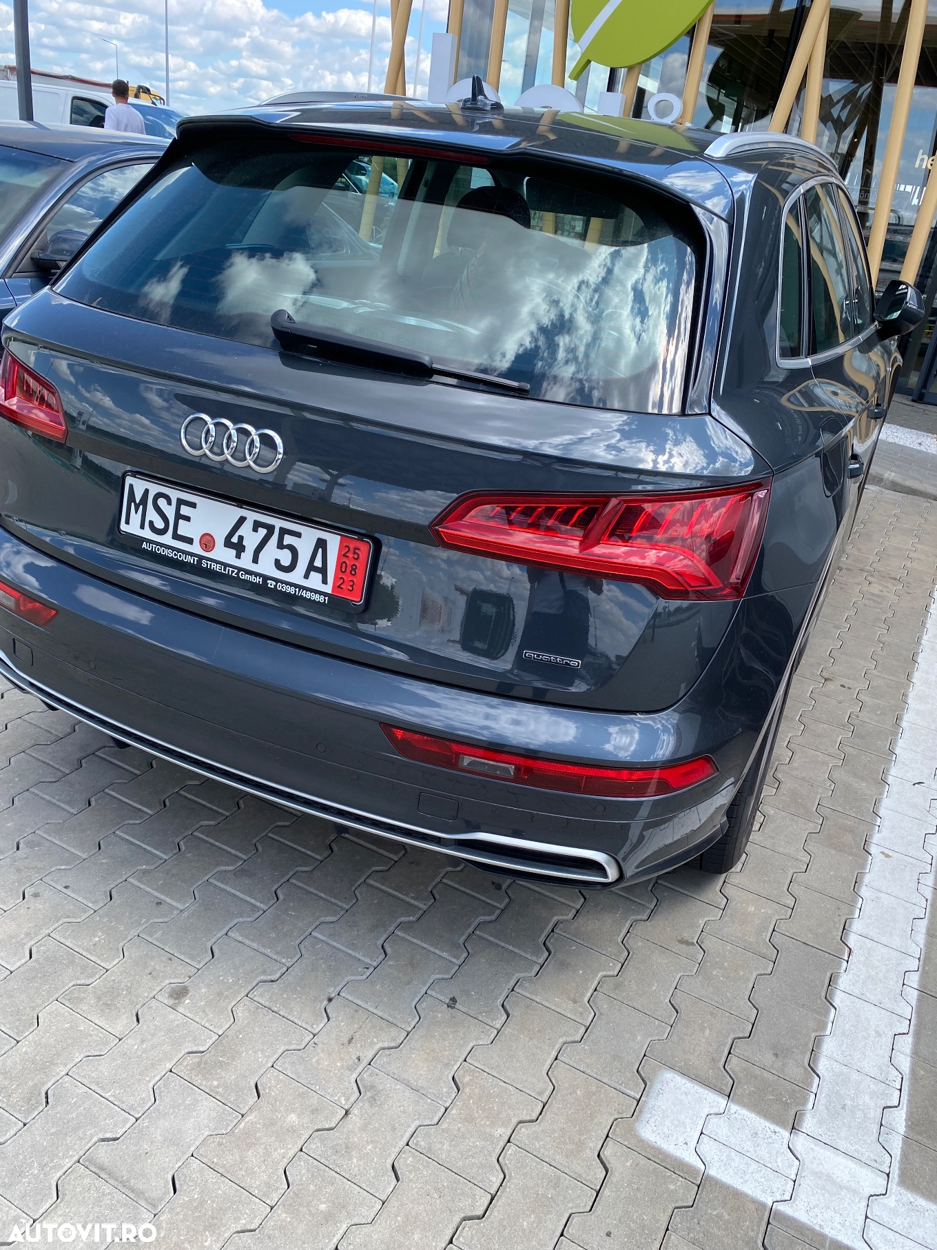 Audi Q5 2.0 TFSI Quattro S tronic design - 4
