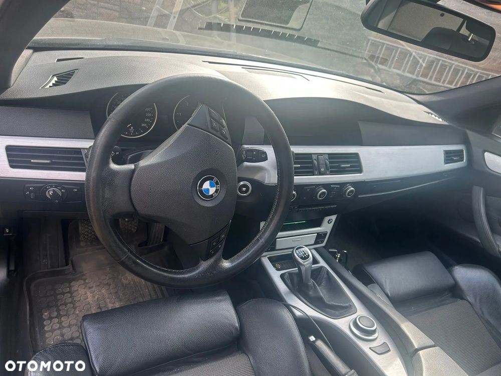 BMW Seria 5 520d - 3
