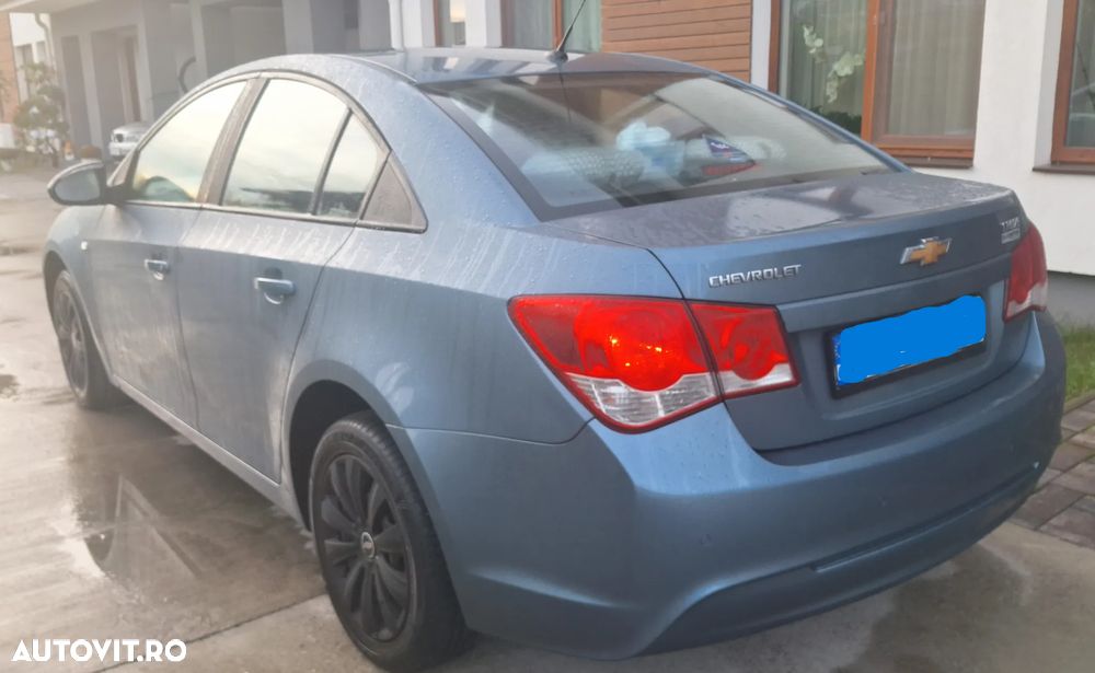 Chevrolet Cruze - 9