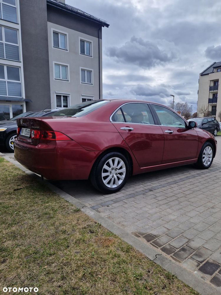 Honda Accord 2.0 Comfort - 2