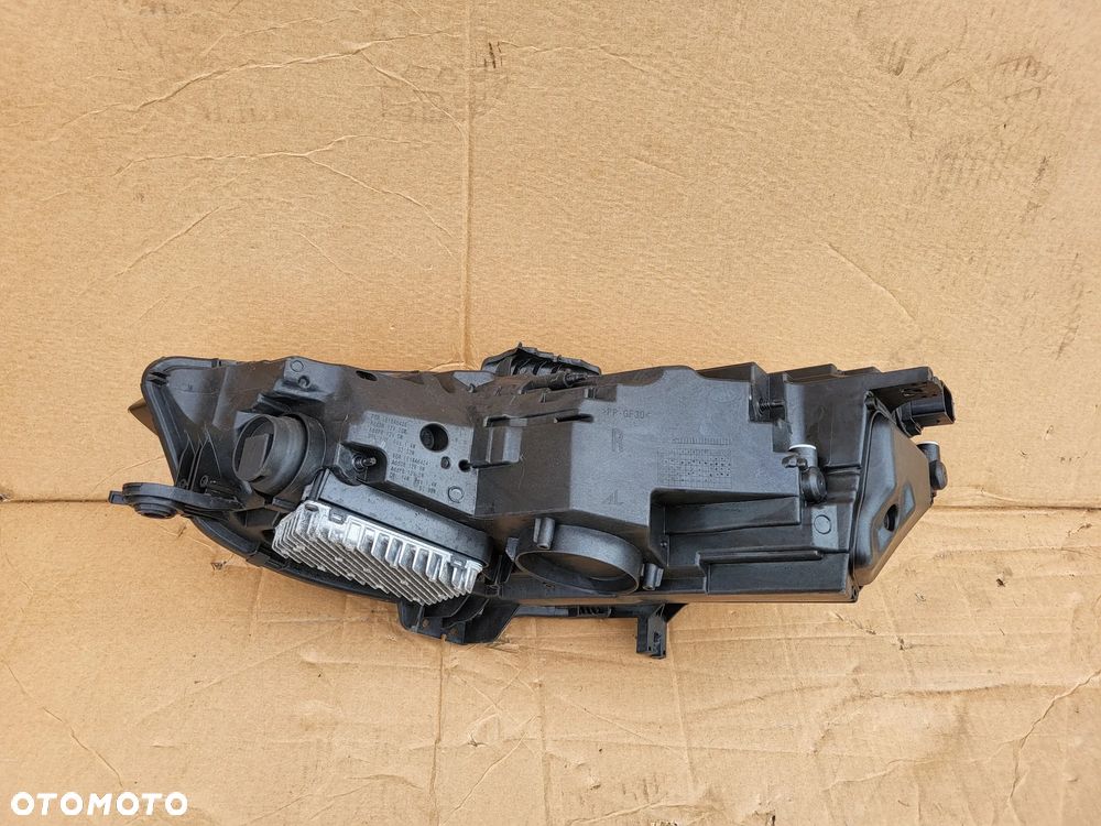LAMPA PRAWY PRZOD MATRIX AUDI A4 B9 LIFT 8W0941036E - 6