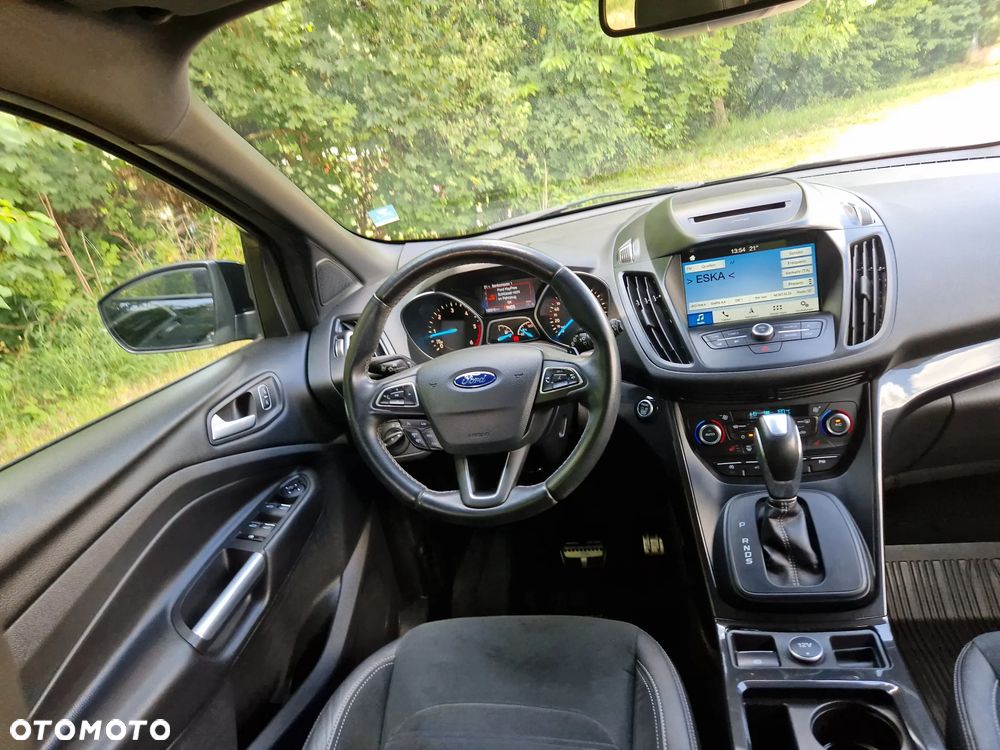 Ford Kuga 2.0 TDCi 4x4 ST-Line - 27